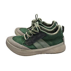 Sorel Out 'N About III Low sneakers in green Womens Sz 9